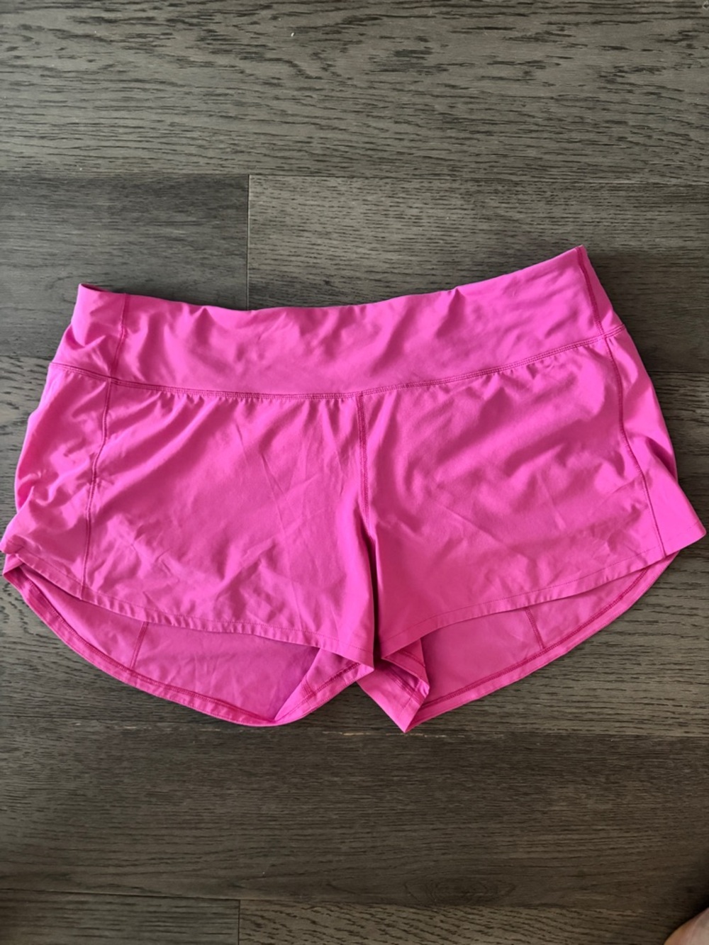 Lululemon Mid-Rise 4” Speed Up Shorts